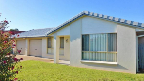 Blue Mariner, 16 Mariners Way
